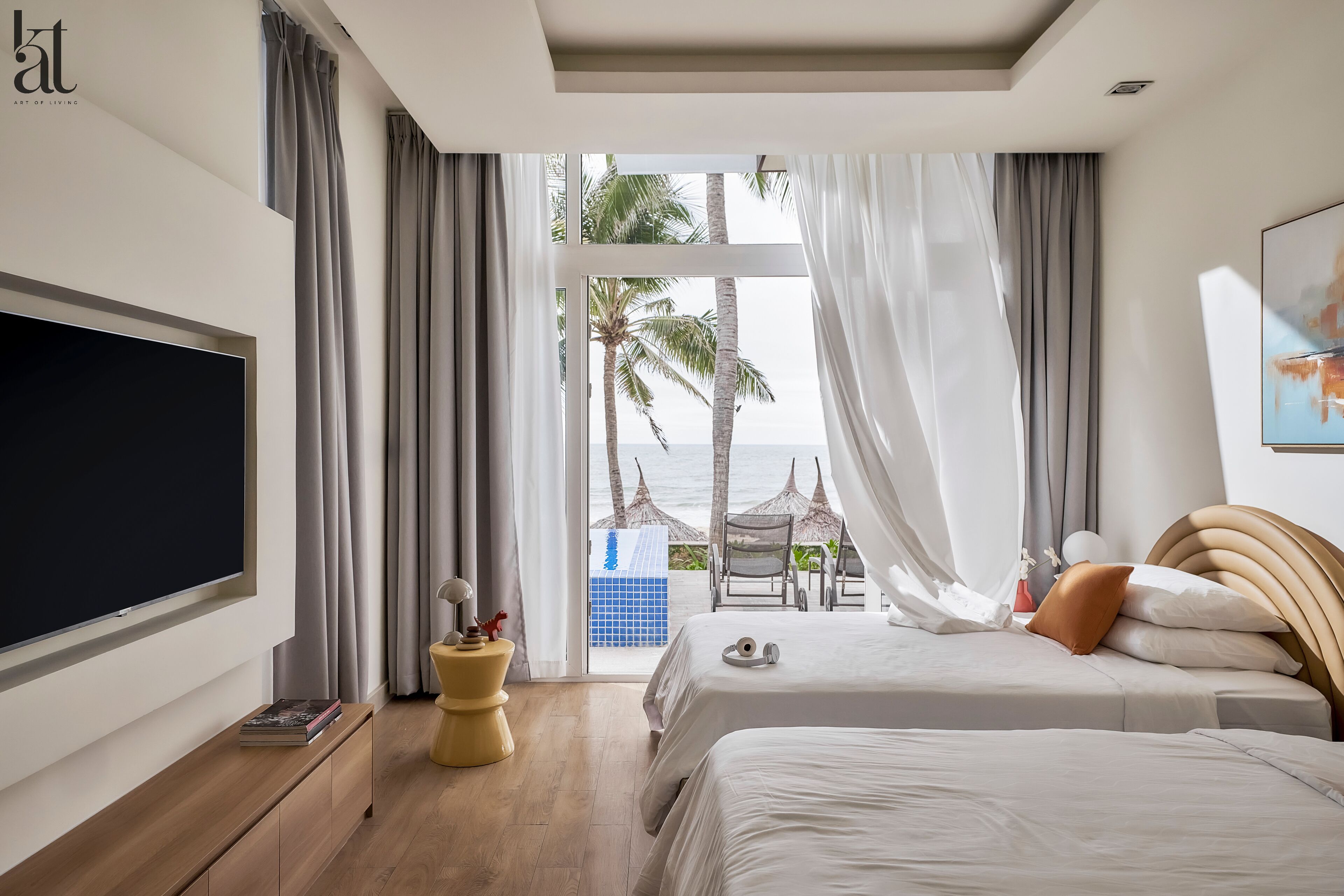 3 chambres, coffres-forts dans les chambres, bureau