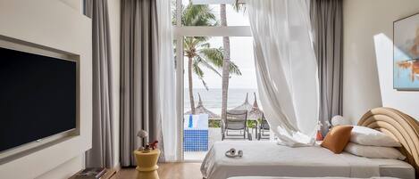 3 bedrooms, in-room safe, desk, iron/ironing board