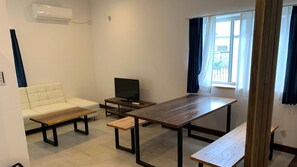 Interior - Heath Miyakojima (Miyakojima)