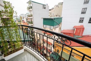 Property grounds - Charming Moon Hotel (Hoan Kiem)