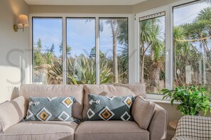 TV - The Paddocks 4 bedroom home (County Kerry)