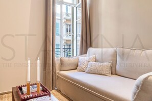 TV - Margot - 1 bedroom apartment (Nice)