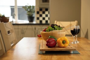 Dining - The Old Stone Cottage 3 bedroom home (County Kerry)
