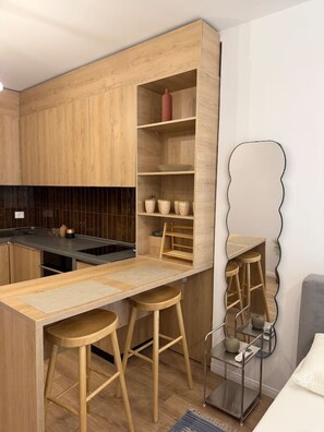 House - Noon Apartment Sofo Duni Beachside Studio in Dh rmi (Himarë)