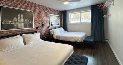 Stampede |BMO | Stanley Park | Sleeps 6