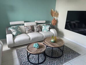 Living area - Residence PiscaderaBay Curacao (Curacao)