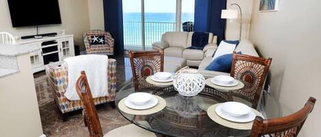 Condo, 1 Queen Bed with Sofa bed (Shores of Panama 530) | Living area
