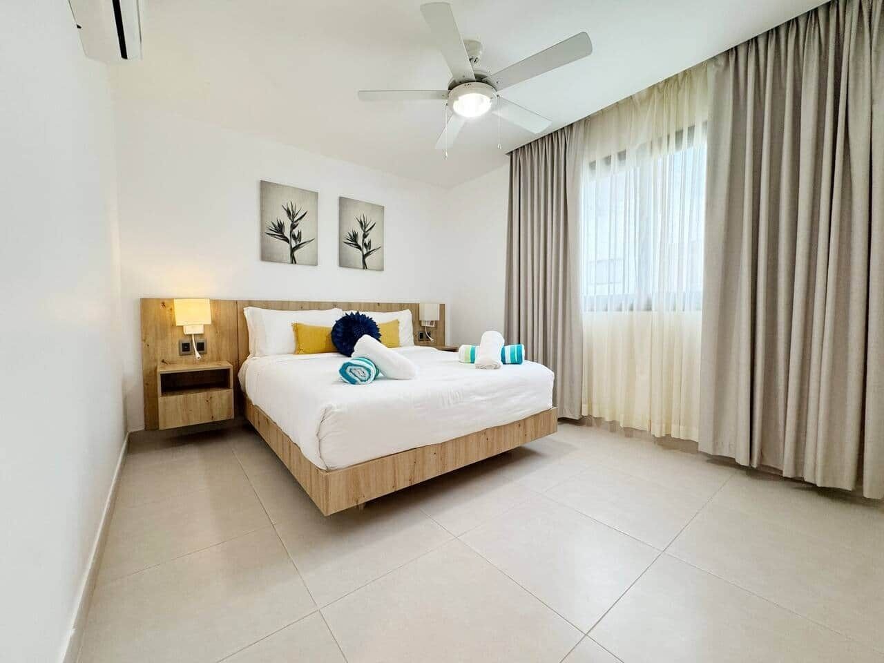3 bedrooms, in-room safe, iron/ironing board, WiFi