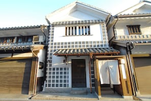 Exterior detail - Bettei Yoshii (Kurashiki)