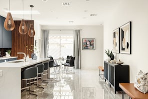 Interior - Midtown Modern by LuxeKey | 4 Beds & Centrally Located (Phoenix)
