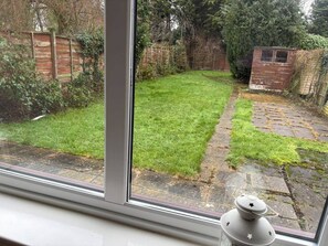 Interior - Wolves Retreat Sleeps 7 with Garden Parking (Wolverhampton)