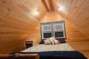 1 bedroom, desk, free WiFi, bed sheets