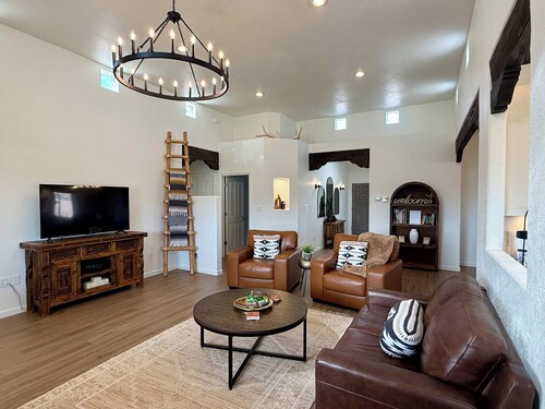 Casa Sandia - Mountain View Retreat