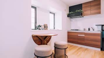 Fridge, microwave, stovetop, cookware/dishes/utensils