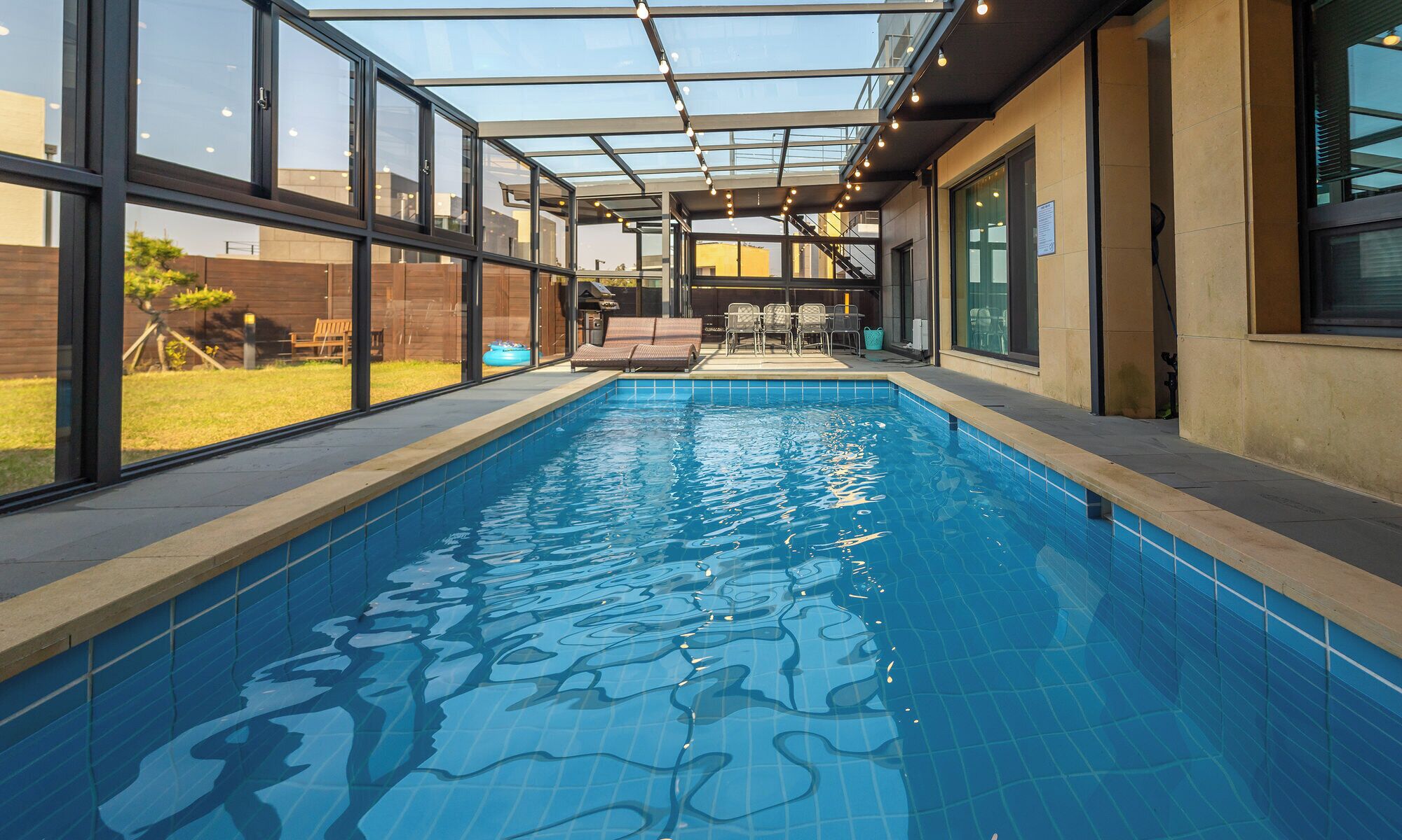 vip-01 | Pool | Indoor pool