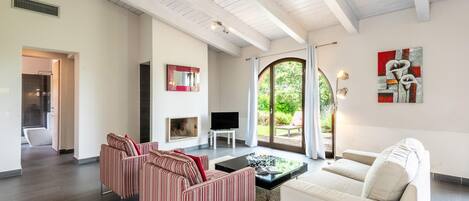 Älytelevisio, takka