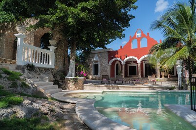 Hacienda Beek - 3BR Private Pool Villa near Valladolid