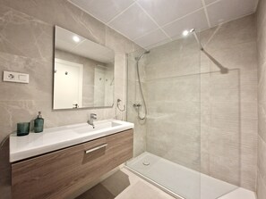 Hair dryer, towels - SR Calanova Golf 2BDR with private garden (Mijas)