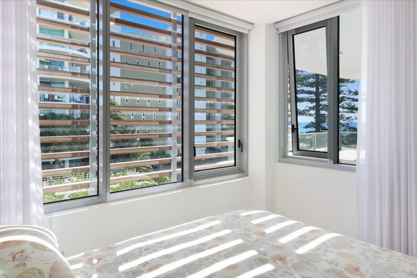 Apartment, Balcony, Beach View | Interior
