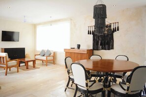 Dining - 🌴 Stylish 3-Bedroom Condo w/ Pool in Aldea Zama - Perfect for Families & Groups (Tulum)