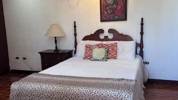 1 habitación, wifi gratis y ropa de cama