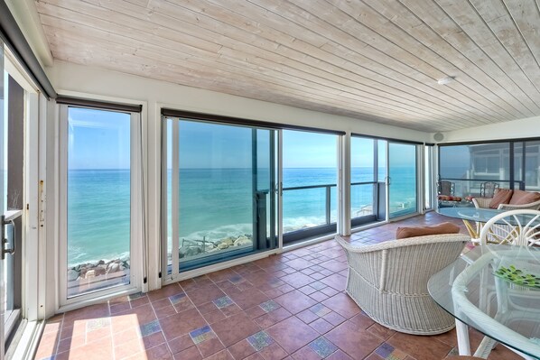 House (5 Bedrooms) | Interior - 1923 S Pacific (Oceanside)
