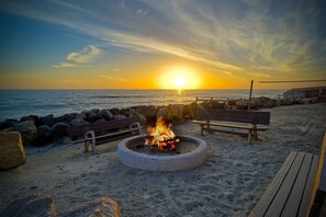 House (5 Bedrooms) | Interior - 1923 S Pacific (Oceanside)