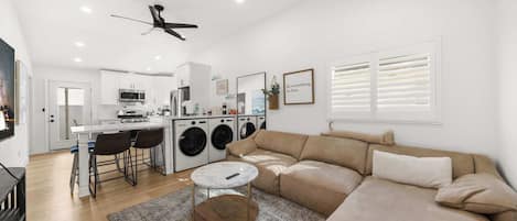 House (2 Bedrooms) | Living area | TV