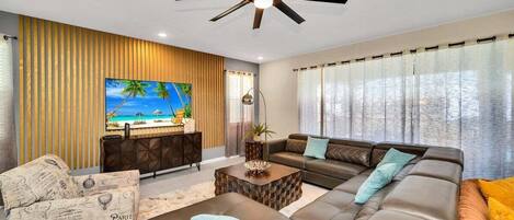 Maison (Multiple Bedrooms) | Intérieur