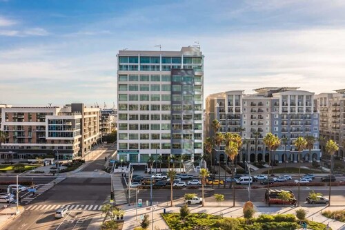 @ Marbella Lane - Luxury Beachside 2BR