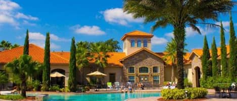 單棟房屋 (3 Bedrooms) | 內部