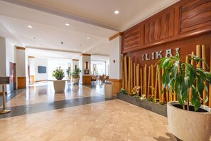 Interior - @ Marbella Lane Dreamy Sunset Views by the Sea (Honolulu)