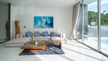 Premier Villa, Sea View | Living area