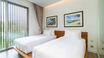 Premier Villa, Sea View | In-room safe, desk, laptop workspace, blackout curtains