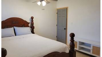 6 bedrooms, iron/ironing board, free WiFi, bed sheets