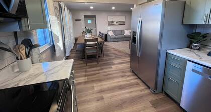 Stylish Sioux Falls Stay|Theater Room & Arcade Fun