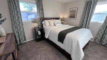 Iron/ironing board, travel crib, WiFi, bed sheets