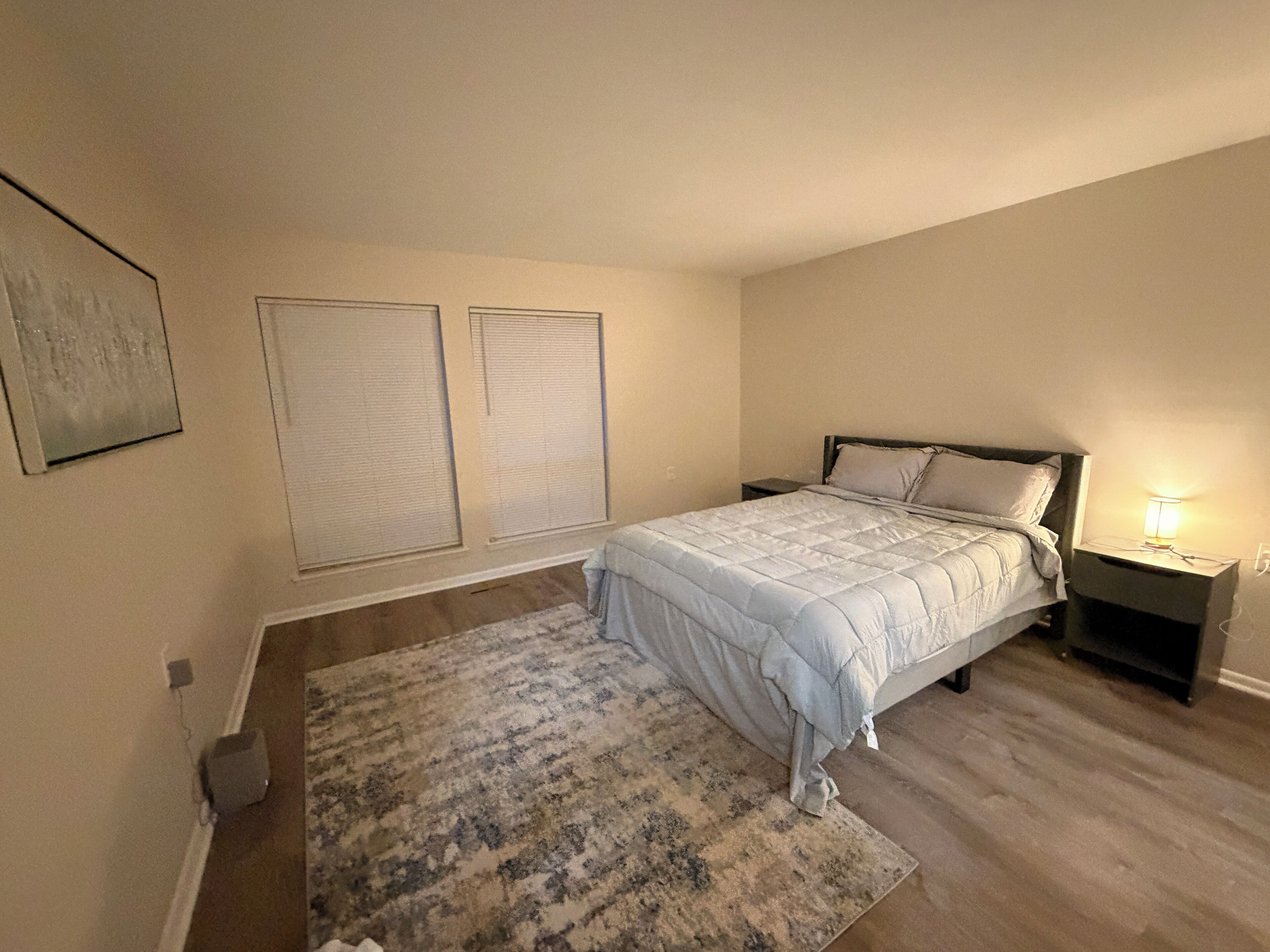 2 bedrooms, iron/ironing board, WiFi, wheelchair access