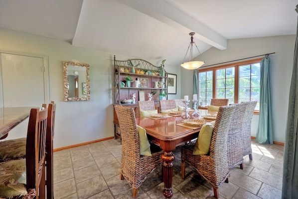 Interior - 5051 Shore Drive (Carlsbad)