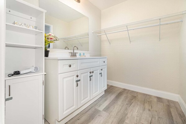 Interior - 2050 E Irlo Bronson, 1bed (Kissimmee)