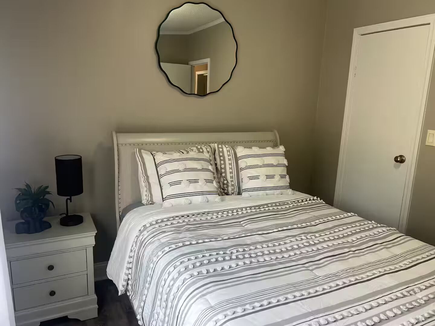 3 bedrooms, Internet, bed sheets