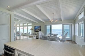 Interior - 5185 Shore Drive (Carlsbad)