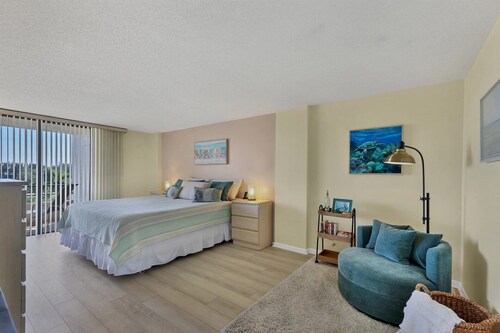 Anchorage Resort 5th Floor 2 Bedroom Condo With Beach Access 0888