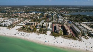 Interior - Anchorage Resort 8th Floor Condo in Siesta Key With Private Beach Access, Pool, Boat Dock 0894 (Siesta Key)
