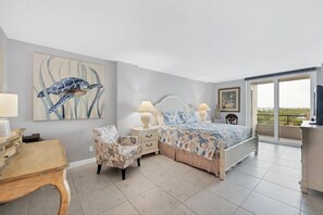 Interior - Anchorage Resort 8th Floor Condo in Siesta Key With Private Beach Access, Pool, Boat Dock 0894 (Siesta Key)