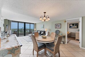 Interior - Anchorage Resort Top Floor 2 Bedroom Condo With Gulf Views 0896 (Siesta Key)
