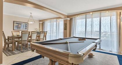 Anchorage Resort 3 Bedroom Luxury Condo w Balcony, Pool Table, Near Beach 0891