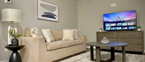 Apartment (2 Bedrooms) | Front of property
