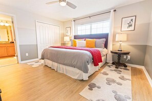 Interior - Paradise Palms Resort 4br/3ba Townhome With Splash Pool & Themed Bedrooms (Kissimmee)