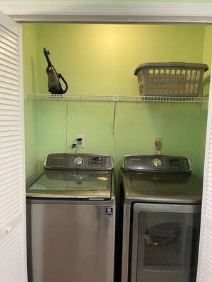 Interior - Pelicans Reef Large 2BR Condo w/ Vaulted Ceilings, Loft Bedroom & Space for 8 Guests (Surfside Beach)